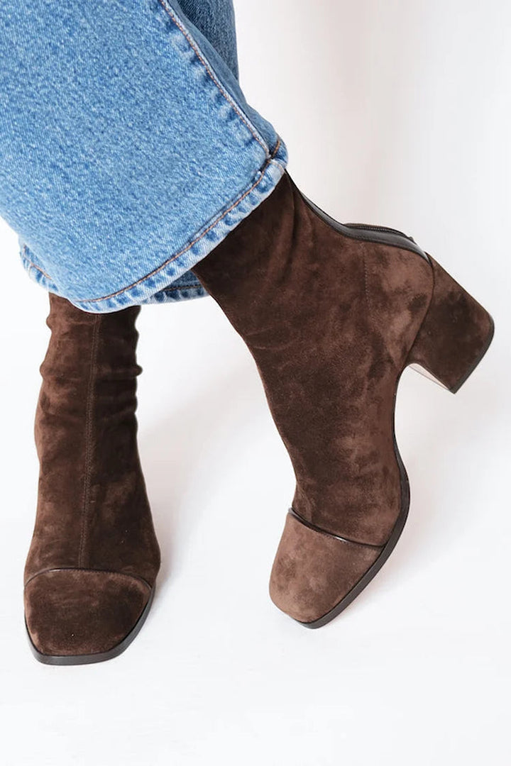 Brenda™ | Elegant Heeled Boots